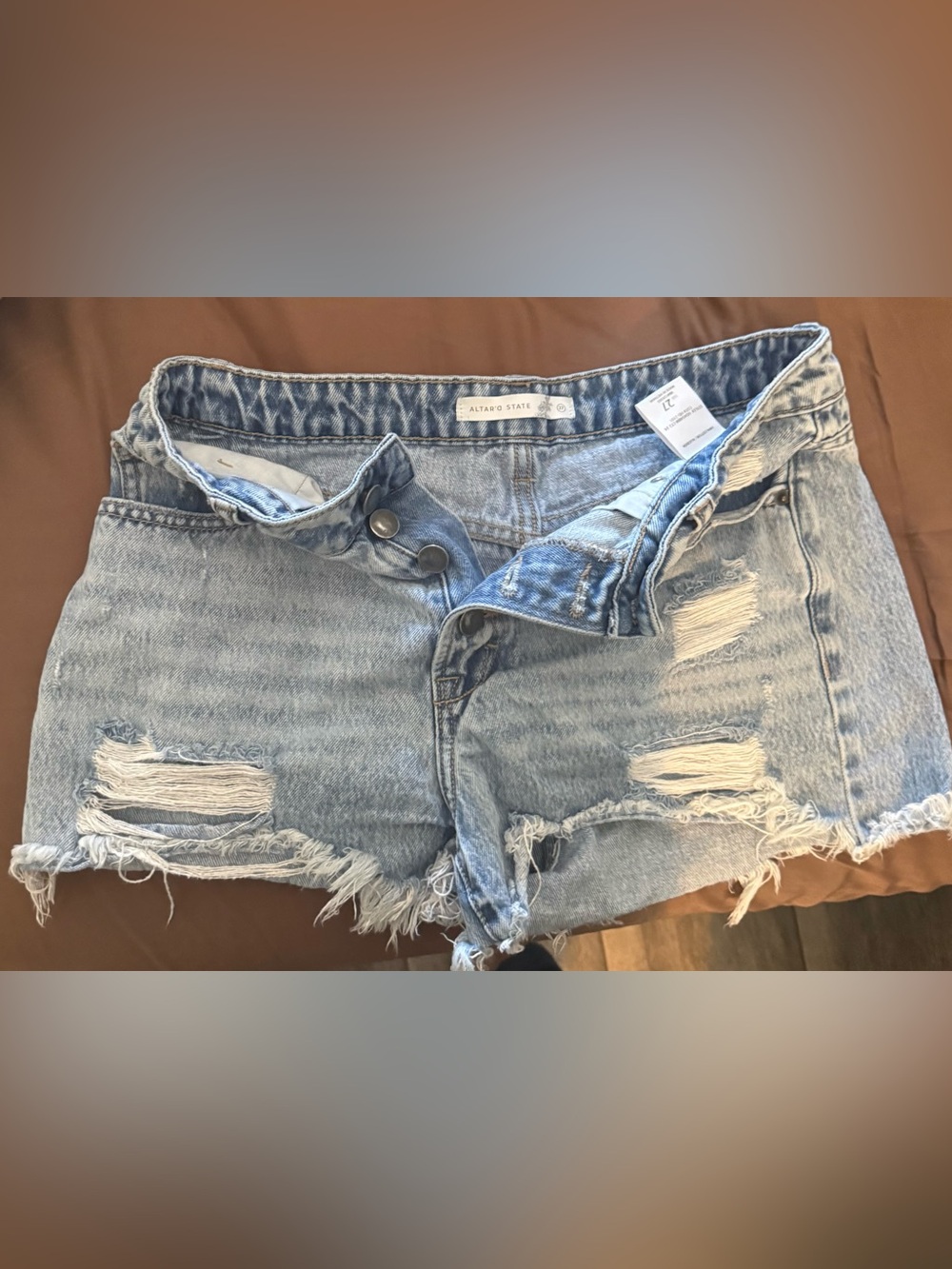 Altard State cutoff denim shorts
